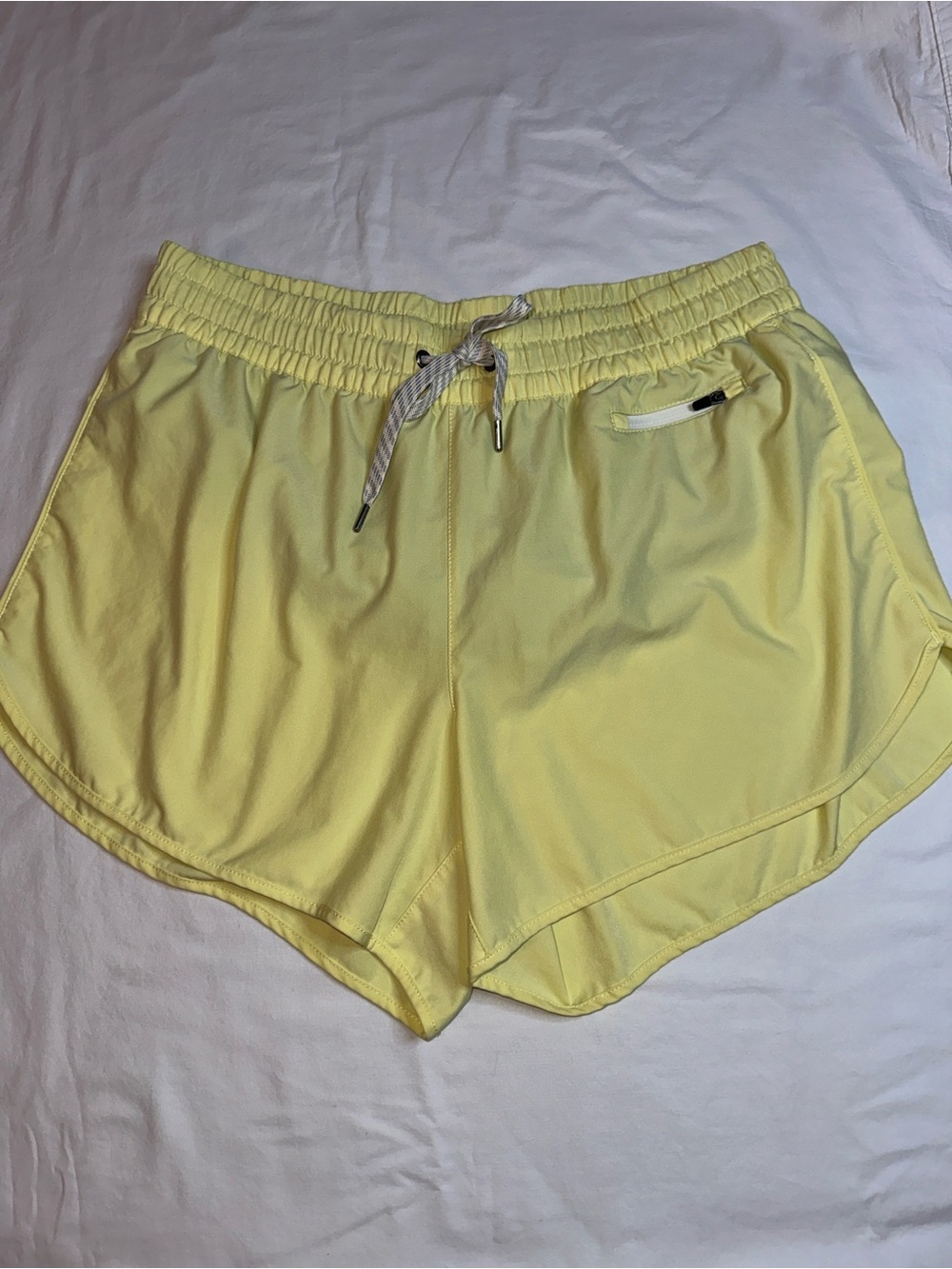 Vuori Clementine 2.0 Short 4” Size XL